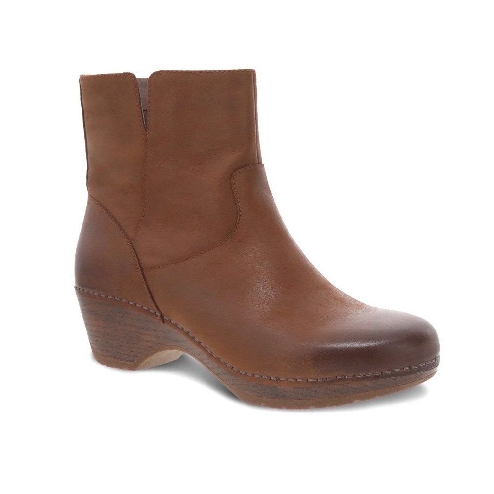EUC DANSKO Meghan Leather Boot Bootie EU 39/ 9 US Saddle Calf Brown Clog Comfort